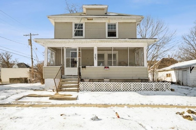 front facade featuring a porch