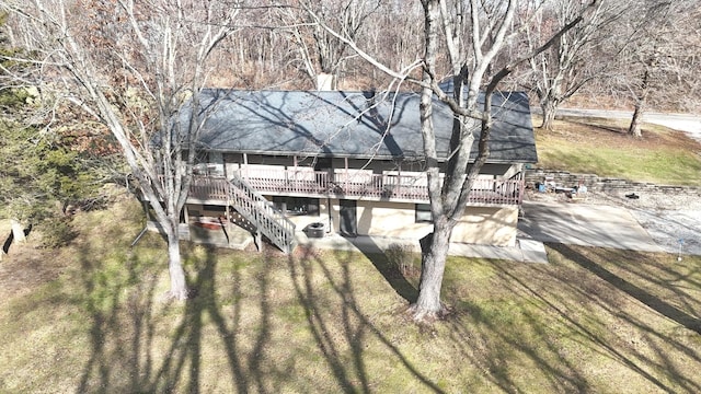 view of yard featuring a deck