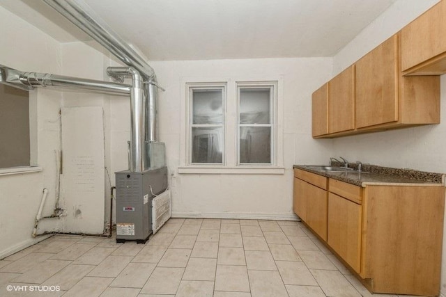 kitchen featuring sink