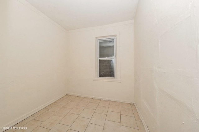 empty room with ornamental molding