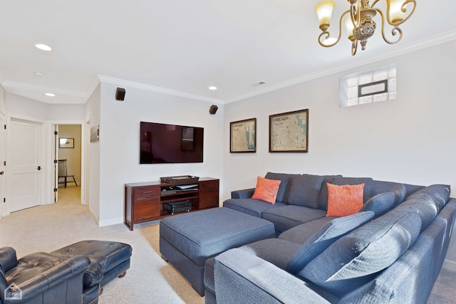 living room with crown molding, light carpet, and a notable chandelier