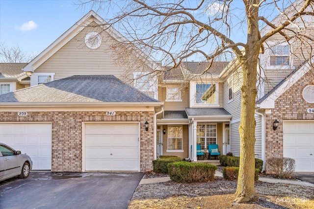 view of front facade with a garage