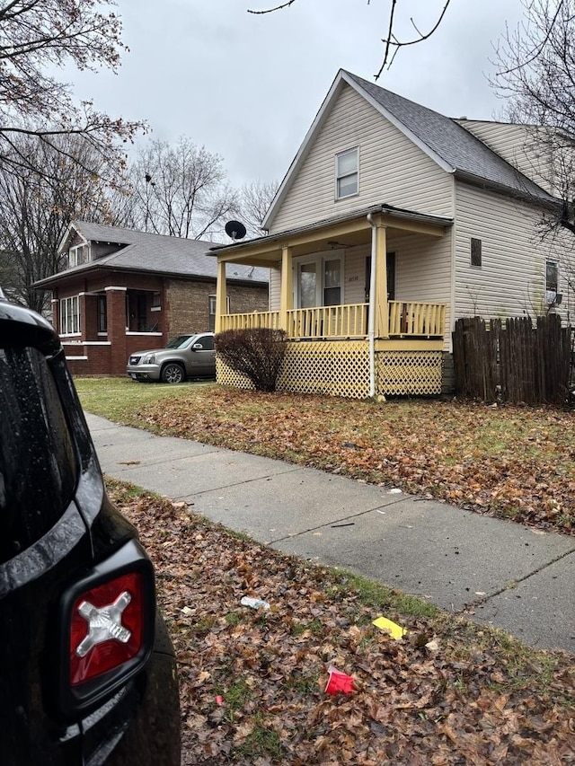 view of front of home featuring covered porch