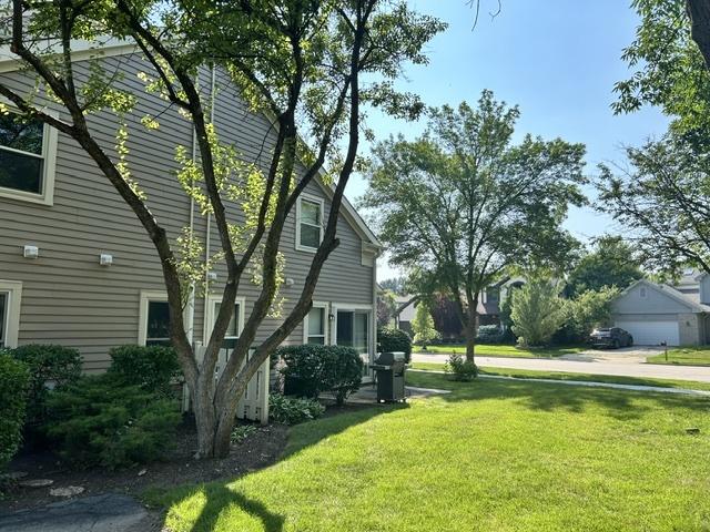 2015 N Lake Arlington Dr, Arlington Heights, IL 60004 - photo 24