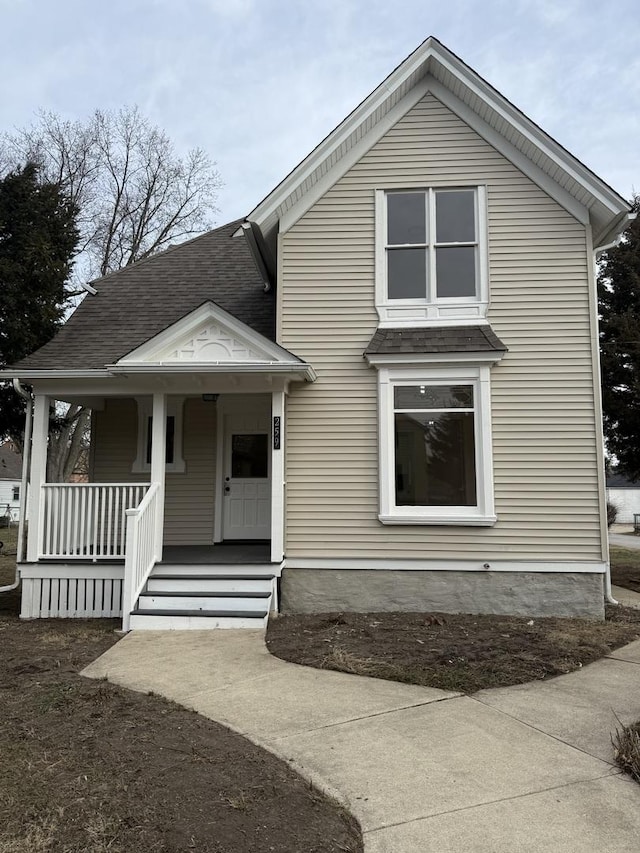 view of front facade featuring a porch