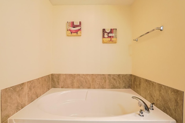 bathroom featuring a tub