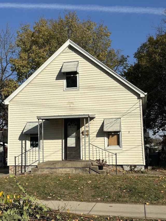 view of front of home