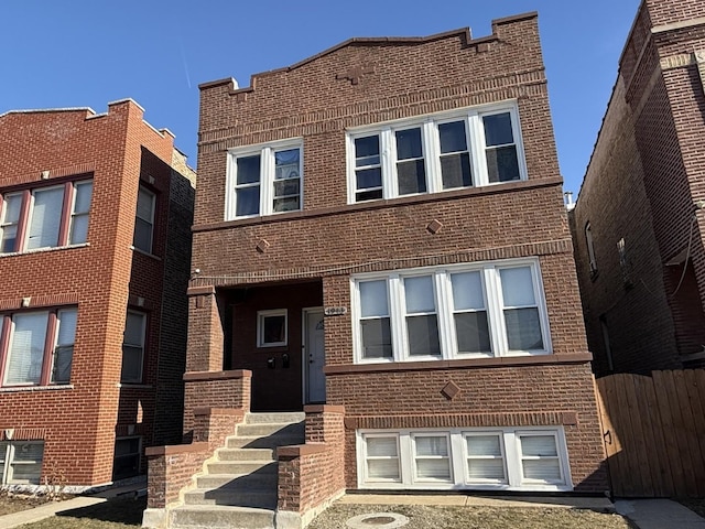 view of front facade