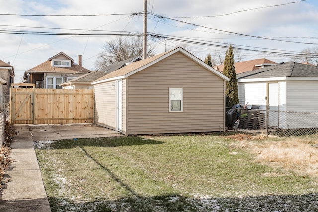 exterior space featuring an outbuilding