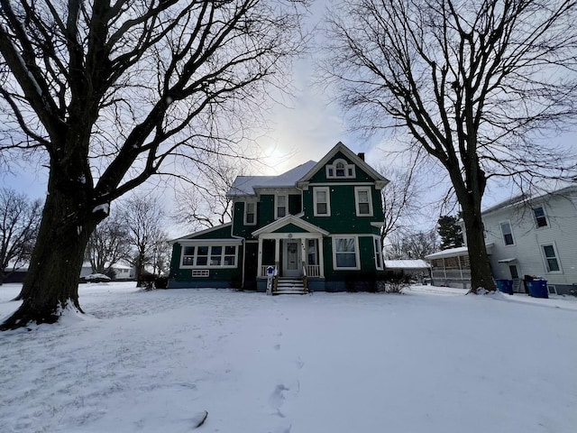 view of front facade