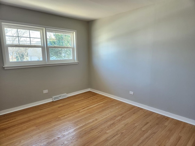 empty room featuring light hardwood / wood-style flooring