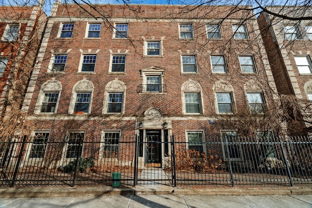 view of front facade