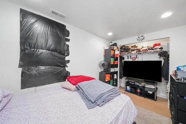 bedroom with a closet