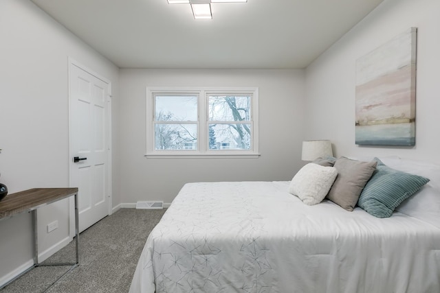 bedroom featuring carpet flooring