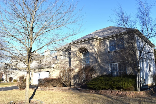 view of front facade