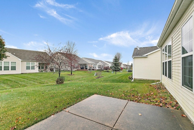 view of yard with a patio