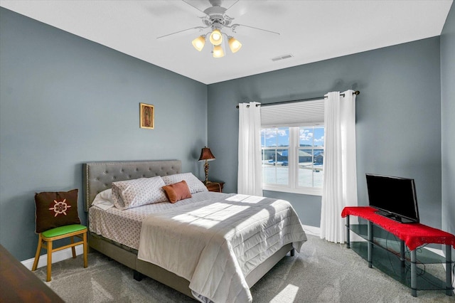 bedroom featuring carpet and ceiling fan