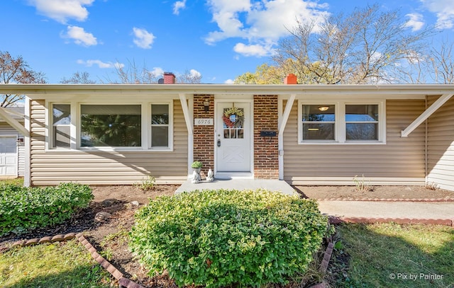 view of front of house