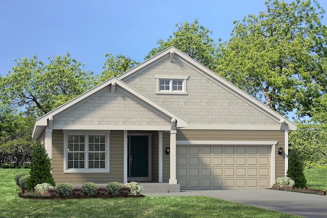 view of front of house featuring a front lawn