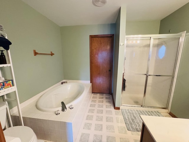 full bathroom featuring vanity, toilet, and shower with separate bathtub