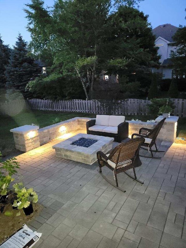 view of patio / terrace with a bar and area for grilling