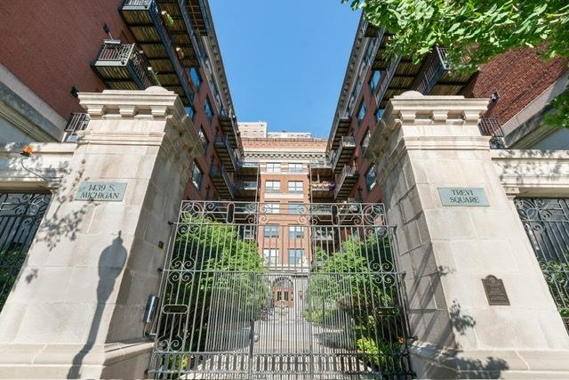 view of building exterior