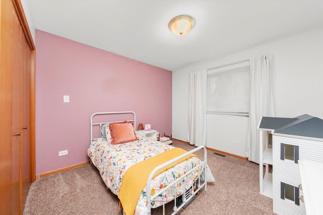 view of carpeted bedroom