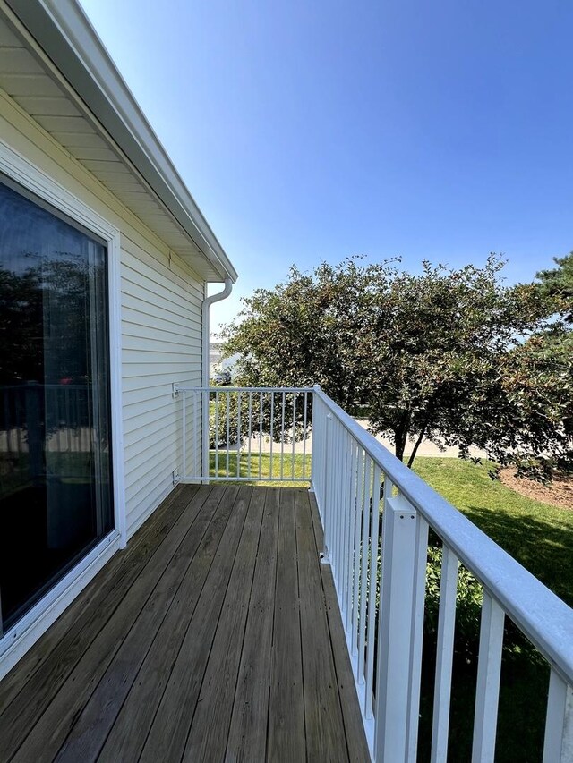 498 Meadow Green Ln, Round Lake Beach, IL 60073 - photo 20