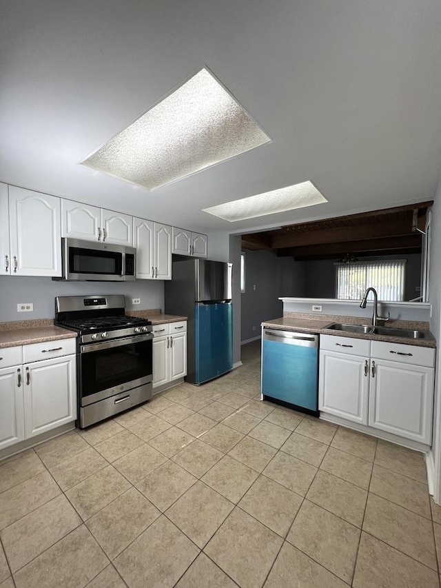 498 Meadow Green Ln, Round Lake Beach, IL 60073 - photo 7