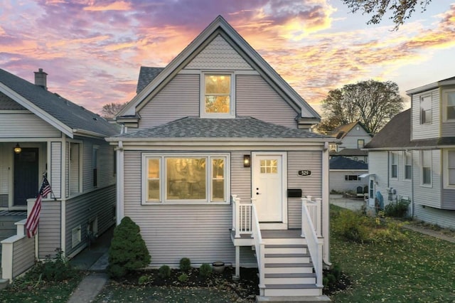 view of front of property