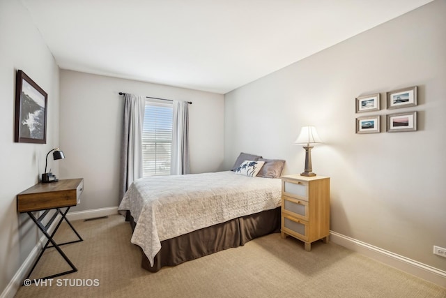 view of carpeted bedroom