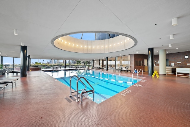 view of swimming pool