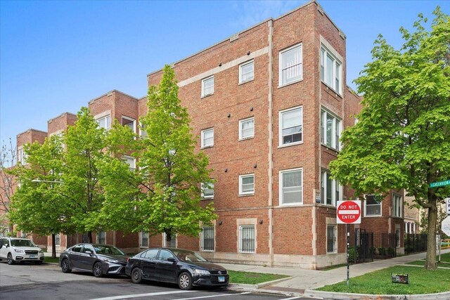 6750 N Greenview Ave Unit G, Chicago, IL 60626 - view of building exterior