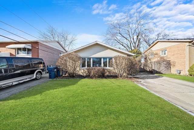 view of front of home with a front lawn