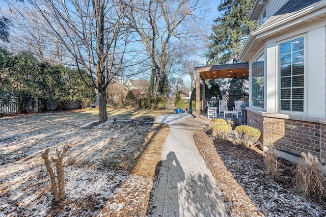 view of yard featuring a patio