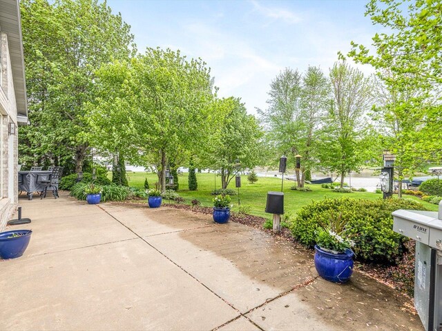 223 Lake Summerset Rd, Davis, IL 61019 - view of patio / terrace