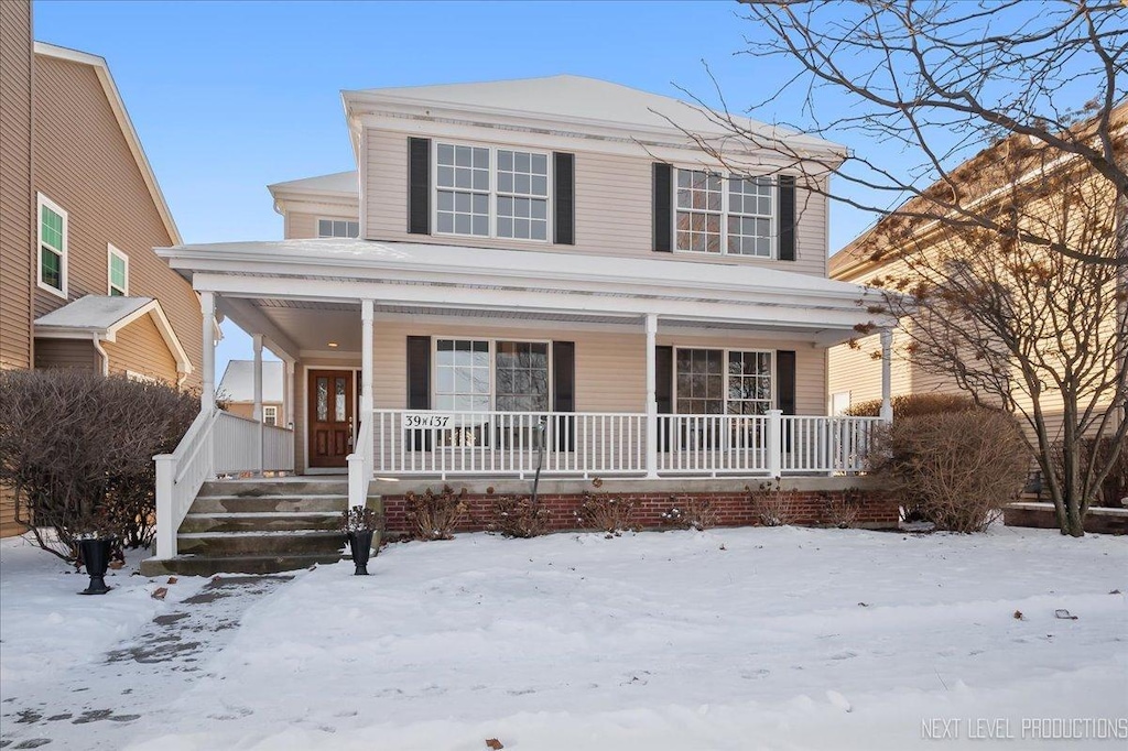 view of front facade with covered porch