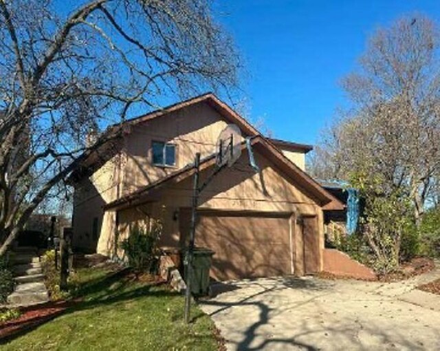 3710 Briar Ln, Hazel Crest, IL 60429 - view of side of property with driveway