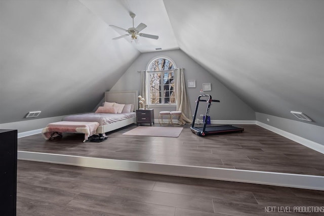 bedroom with vaulted ceiling and ceiling fan