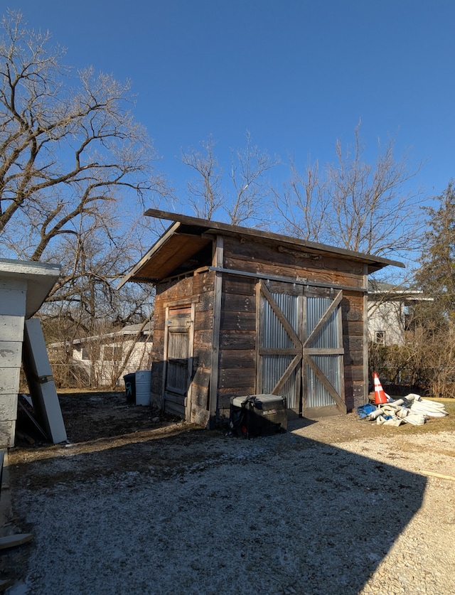 view of outdoor structure