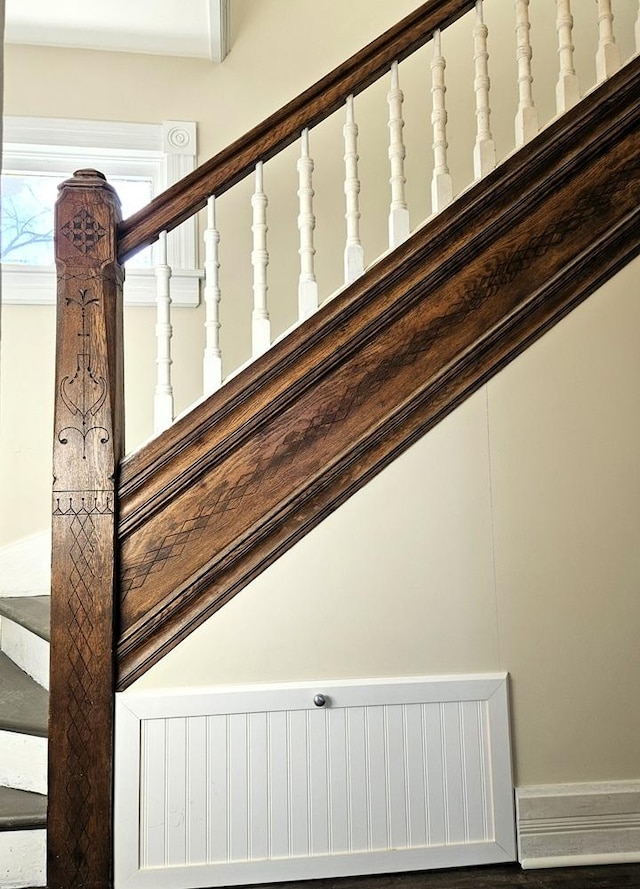 details featuring baseboards