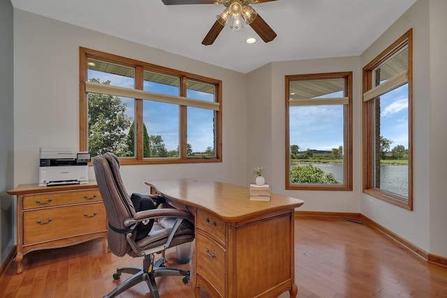 8726 E Goodfarm Rd, Gardner, IL 60424 - office area featuring baseboards, light wood finished floors, ceiling fan, and recessed lighting