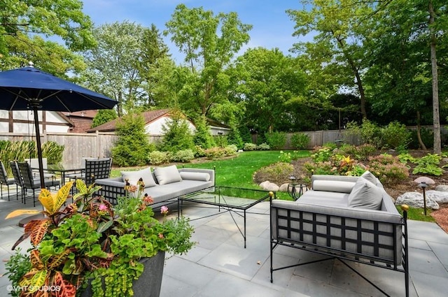 view of patio / terrace with an outdoor hangout area