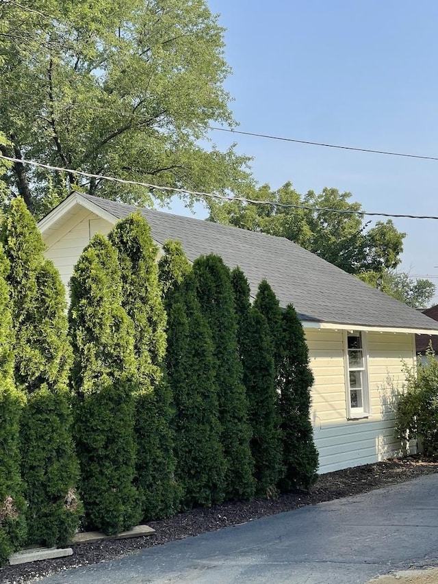 view of side of property