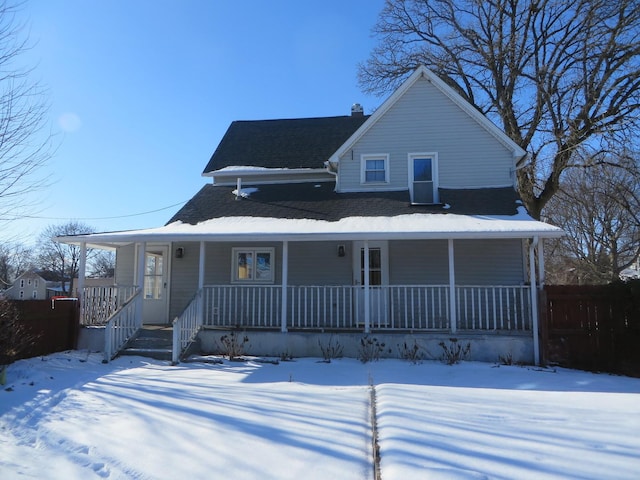 view of front facade featuring a porch