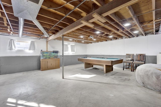 basement featuring billiards