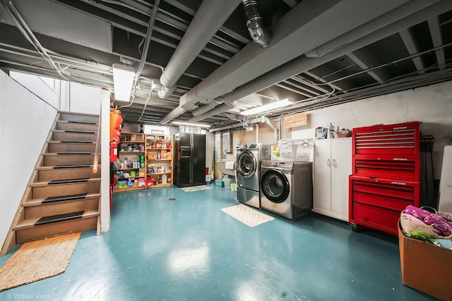 basement featuring independent washer and dryer