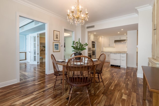 dining area featuring a notable chandelier, ornamental molding, and dark hardwood / wood-style flooring