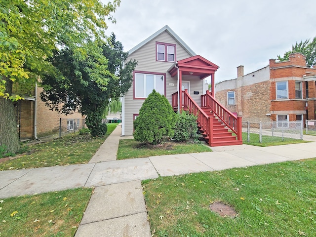 view of front of house with a front yard