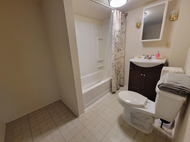 407 E Walnut St, Oglesby, IL 61348 - full bathroom with toilet, vanity, and shower / bath combo